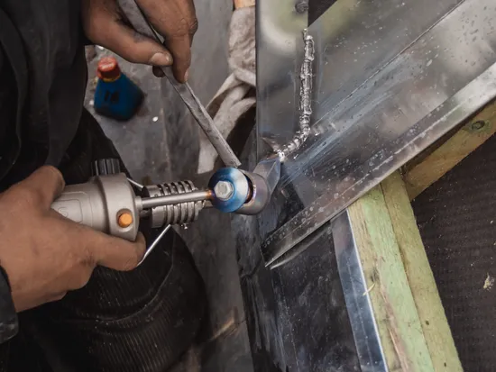 Lemljenje lima na krovovima